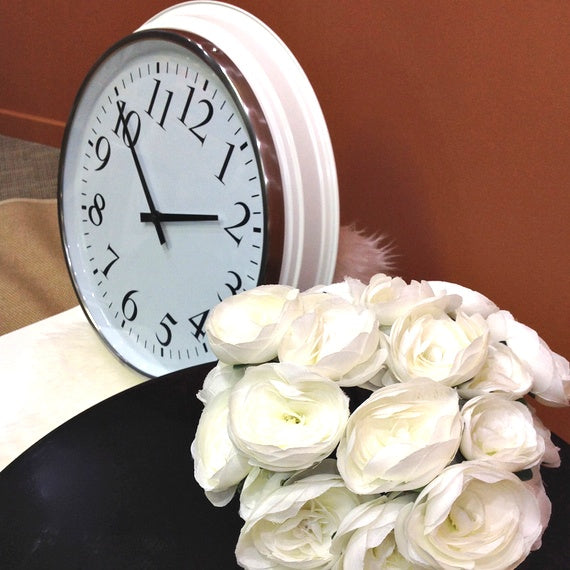 How to Hang a Large Clock — In No Time! UTR Decorating